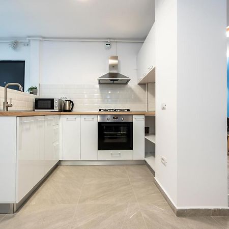 Blue Design Apartament In Magheru 부쿠레슈티 외부 사진